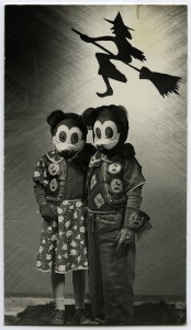 creepy_old_halloween_photos51